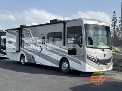 New 2027 Thor Motor Coach Palazzo GT 33.5