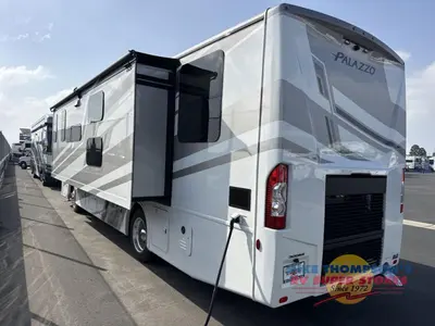 2027 Thor Motor Coach Palazzo GT photo 6