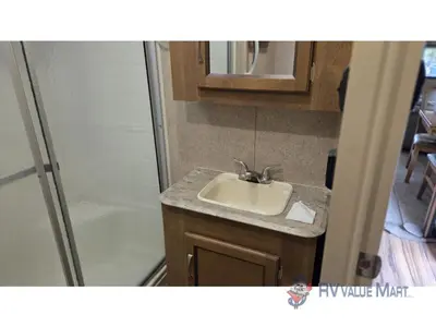 2019 Coachmen RV Catalina Destination Series photo 12
