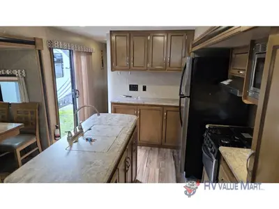 2019 Coachmen RV Catalina Destination Series photo 16