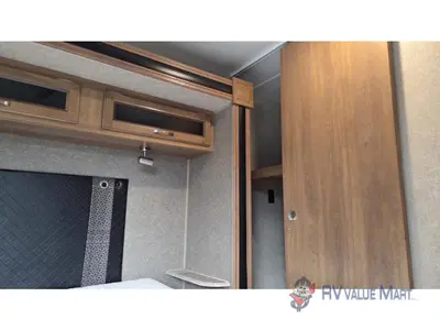 2019 Coachmen RV Catalina Destination Series photo 25