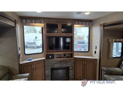 2019 Coachmen RV Catalina Destination Series photo 36