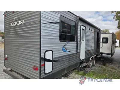 2019 Coachmen RV Catalina Destination Series photo 4