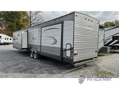 2019 Coachmen RV Catalina Destination Series photo 3