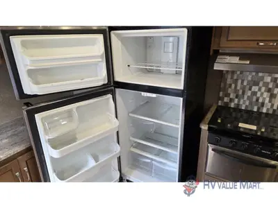 2019 Coachmen RV Catalina Destination Series photo 6