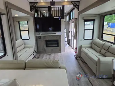 2026 Coachmen RV Catalina Destination Series photo 16