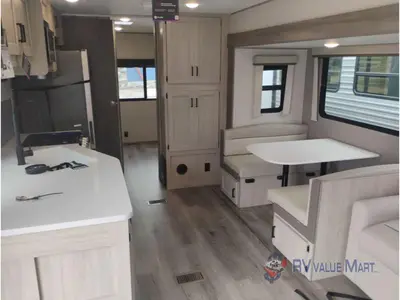 2026 Coachmen RV Catalina Destination Series photo 15