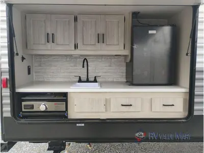 2026 Coachmen RV Catalina Destination Series photo 11