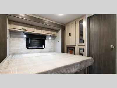 2026 Coachmen RV Catalina Destination Series photo 34