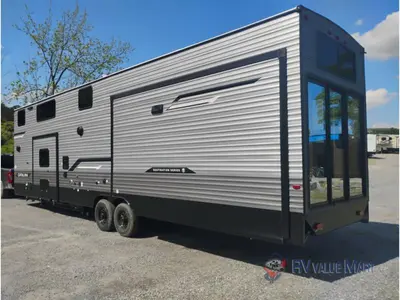 2026 Coachmen RV Catalina Destination Series photo 6