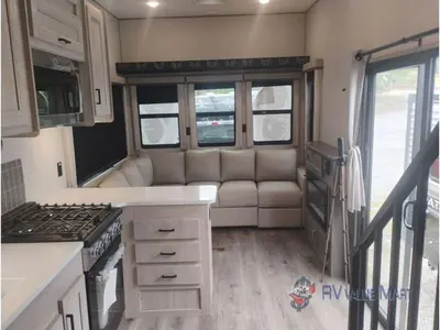 2026 Coachmen RV Catalina Destination Series photo 18