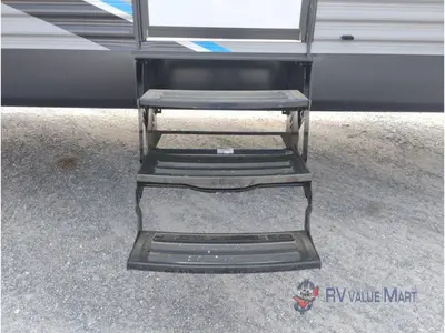 2022 Coachmen RV Catalina Destination Series photo 12