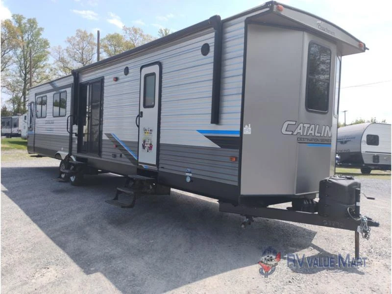 2022 Coachmen RV Catalina Destination Series exterior
