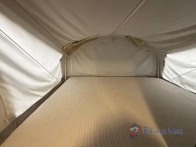 2015 Jayco Jay Feather Ultra Lite photo 9
