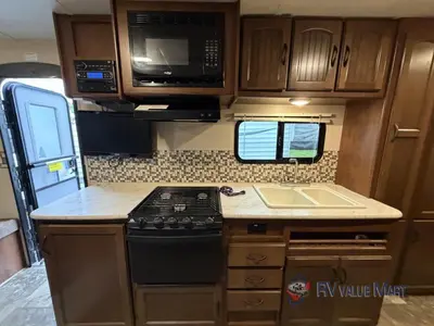 2015 Jayco Jay Feather Ultra Lite photo 12