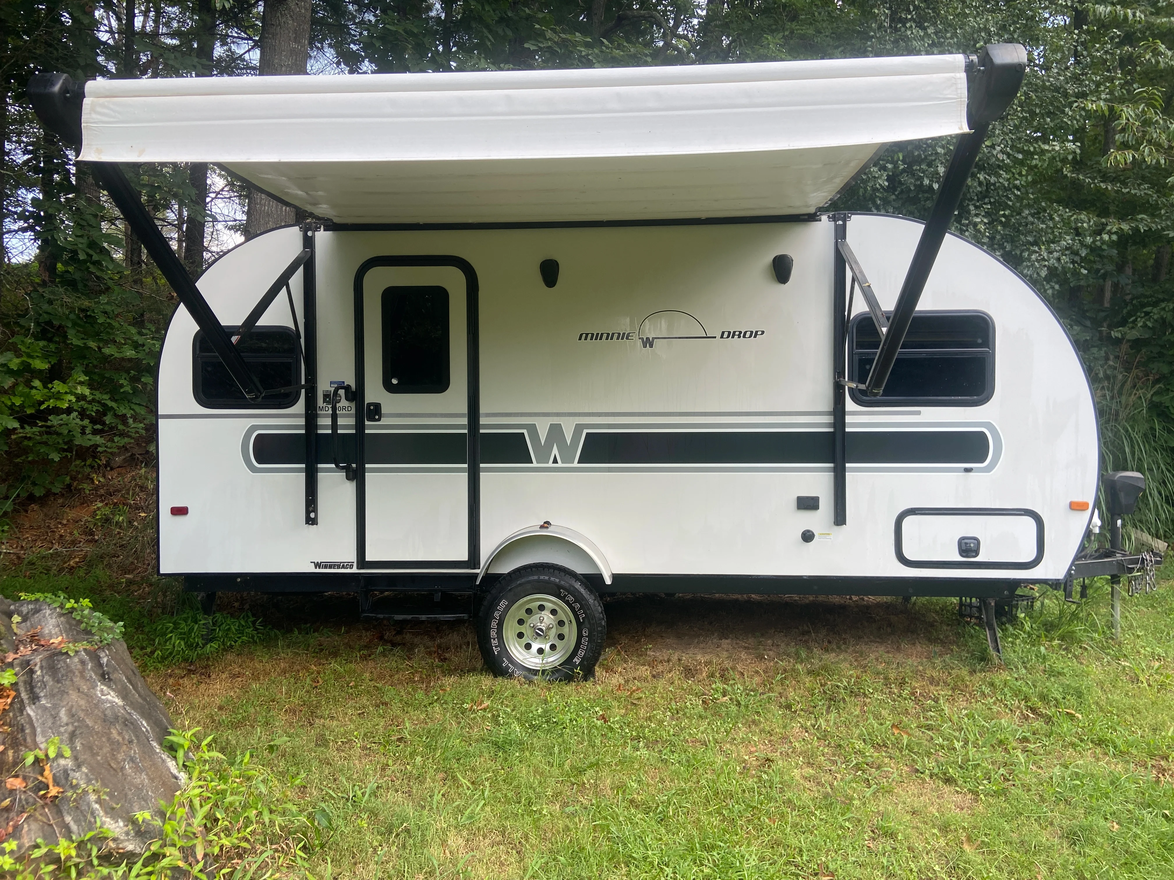 2018 WINNEBAGO MINNIE DROP exterior