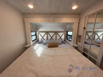 2025 Prime Time RV Crusader photo 24