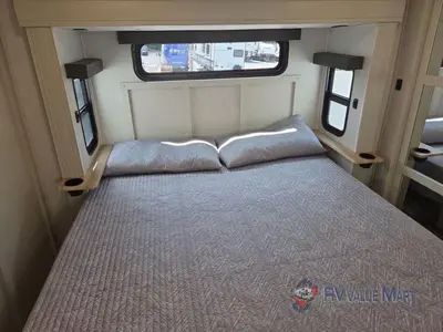 2025 Coachmen RV Brookstone photo 22