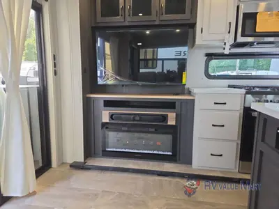 2025 Coachmen RV Brookstone photo 26