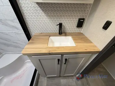2025 Coachmen RV Brookstone photo 22