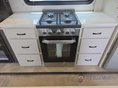 2025 Coachmen RV Brookstone photo 21