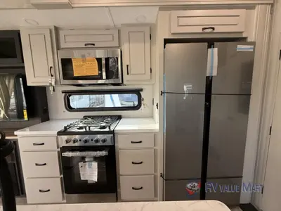 2025 Coachmen RV Brookstone photo 13