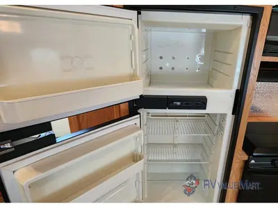 2008 CrossRoads RV Zinger photo 18
