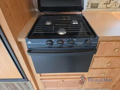 2008 CrossRoads RV Zinger photo 17