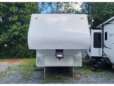 2008 CrossRoads RV Zinger photo 2
