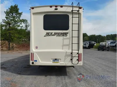 2017 Keystone RV Alpine photo 6