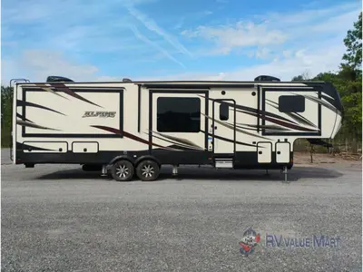 2017 Keystone RV Alpine photo 8