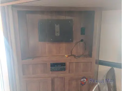 2018 CrossRoads RV Volante photo 26