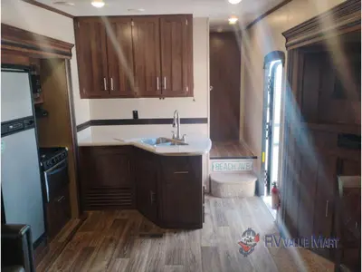 2018 CrossRoads RV Volante photo 20