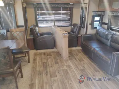 2018 CrossRoads RV Volante photo 11
