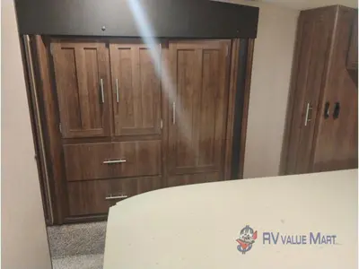 2018 CrossRoads RV Volante photo 16