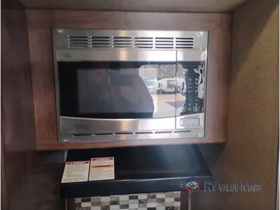 2018 CrossRoads RV Volante photo 24