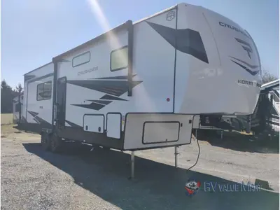 New 2026 Prime Time RV Crusader KING33