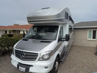 2018 WINNEBAGO VIEW photo 3