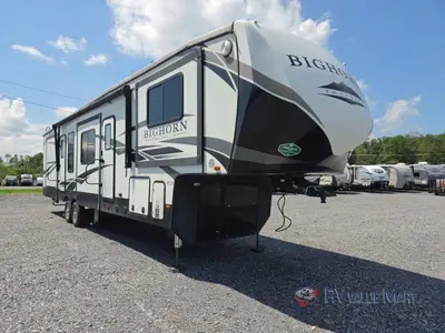 Used 2021 Heartland Bighorn Traveler 38FL
