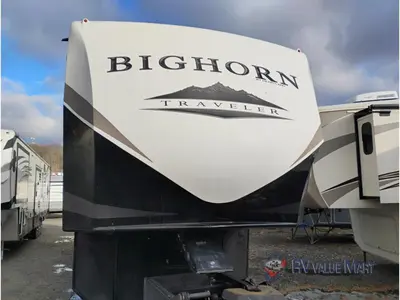 2021 Heartland Bighorn Traveler photo 2