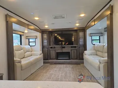 2021 Heartland Bighorn Traveler photo 20