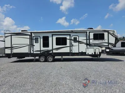 2021 Heartland Bighorn Traveler photo 9