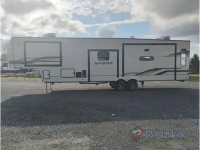 2026 Forest River RV Cherokee Sabre photo 5