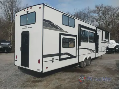 2026 Forest River RV Cherokee Sabre photo 8
