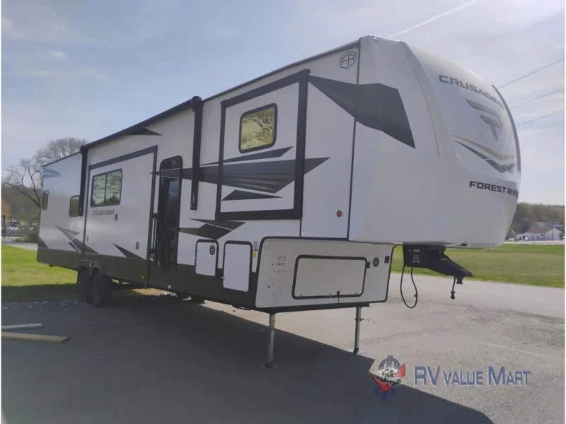 2026 Prime Time RV Crusader exterior