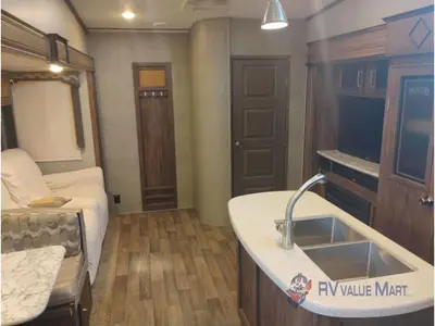 2017 Keystone RV Cougar photo 18
