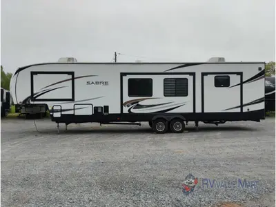 2022 Forest River RV Sabre photo 5