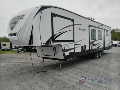 2022 Forest River RV Sabre photo 4