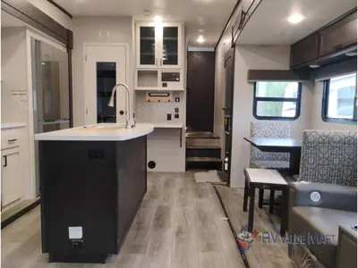 2021 Highland Ridge RV Roamer photo 19