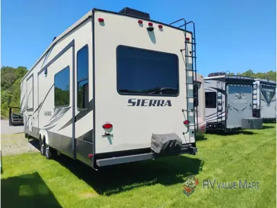 2018 Forest River RV Sierra photo 6